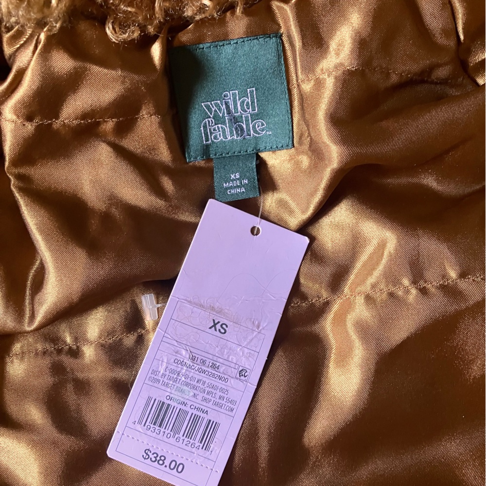 NWT Wild Fable Zip Up Sherpa
Jacket in Cognac Sz XS - Picture 8 of 9